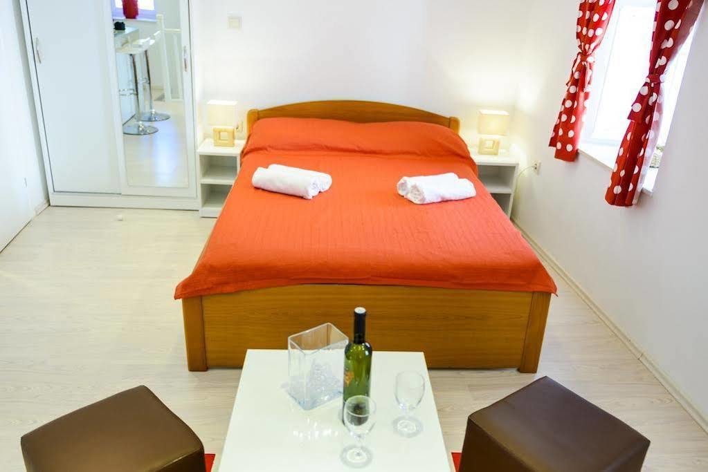 Bobo Guest house 3*