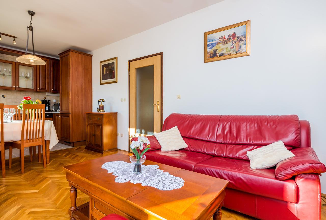Apartment Babin Kuk