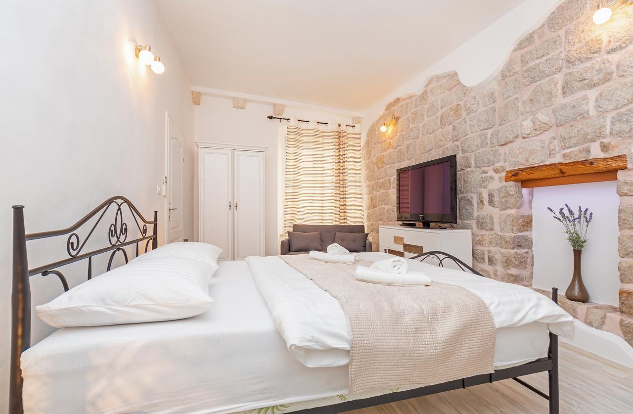 Guest house And Le Petit Nono