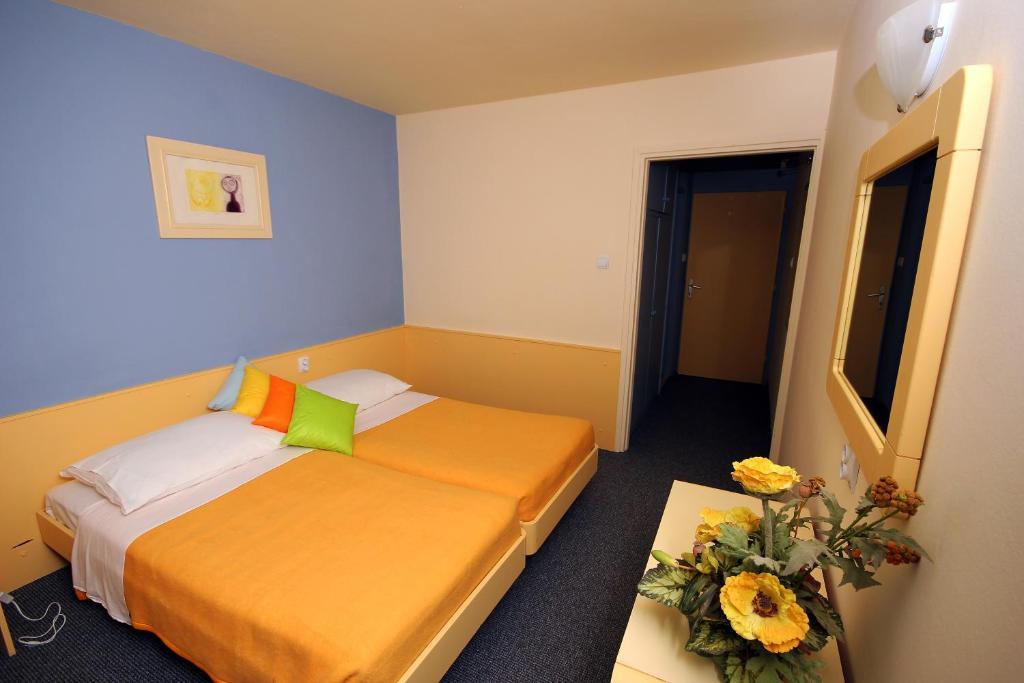 Hotel Adriatica 2*