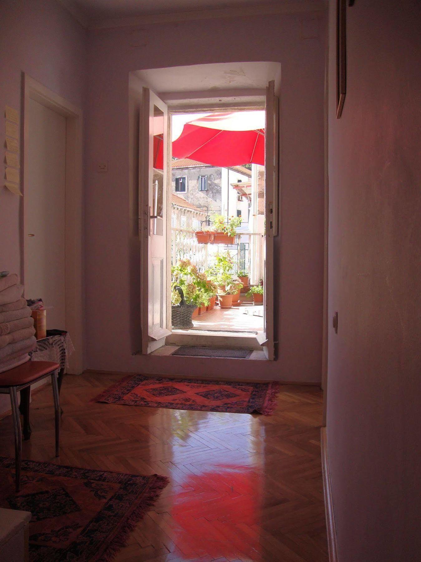 Peter Guest house 2*