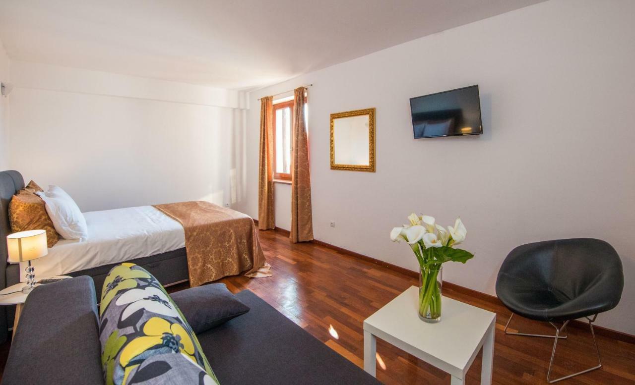 Casa de hóspedes Dard 3*