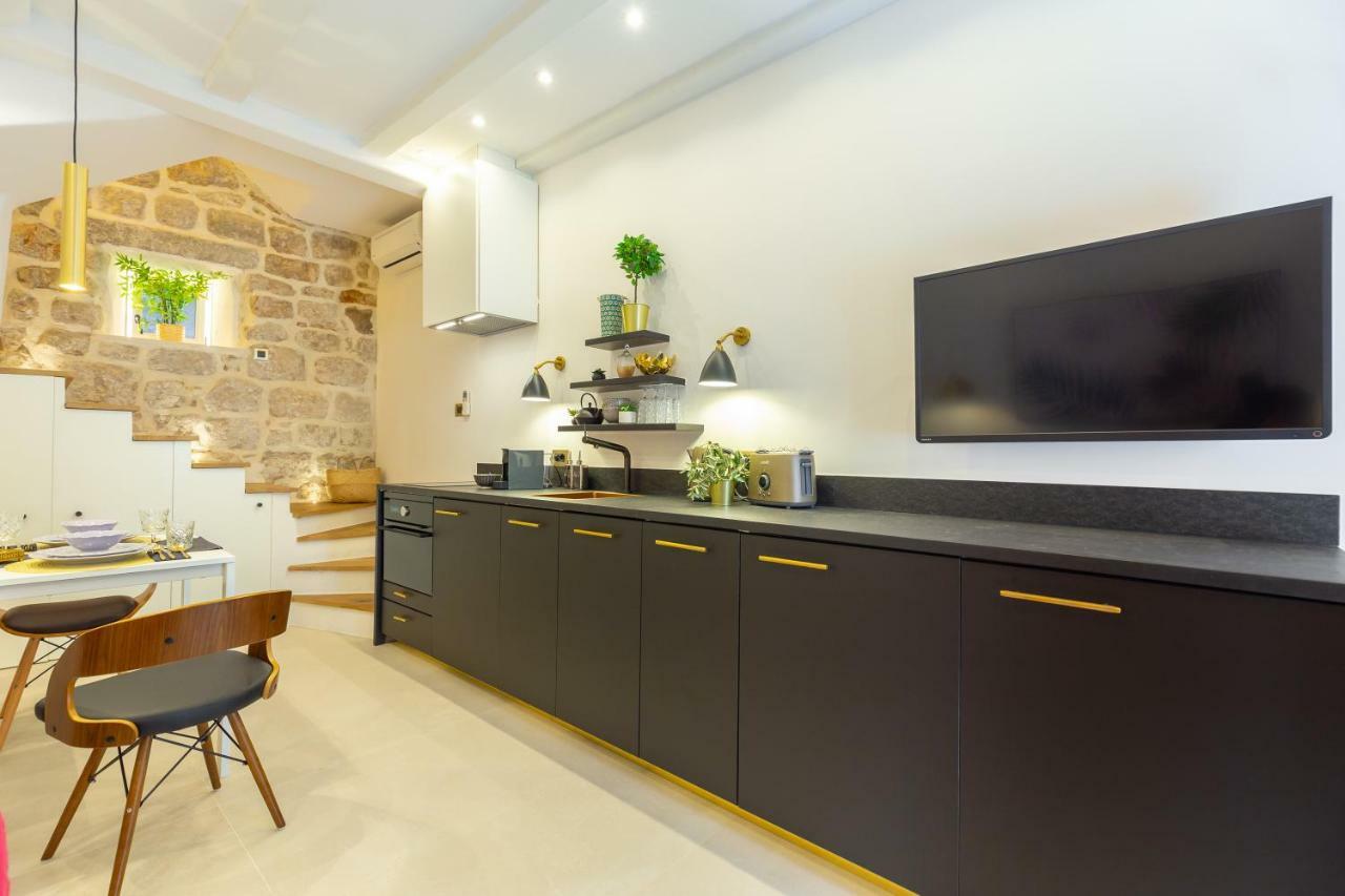 Old Town House With Floor Heating & Lush Private Garden Holiday home *