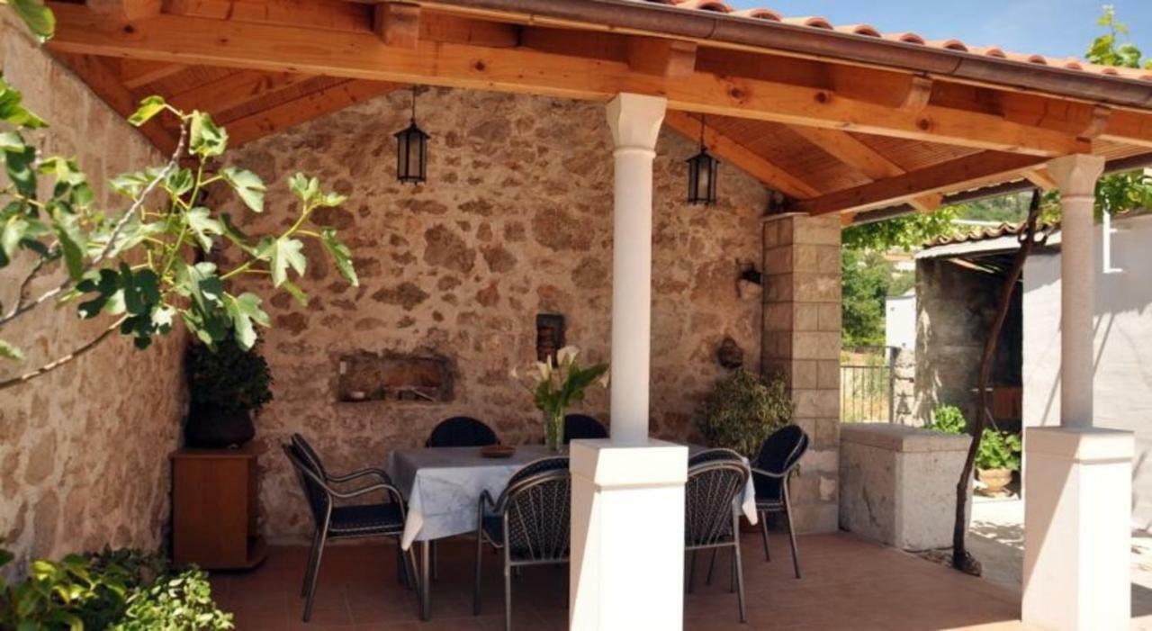 Holiday home Violic *